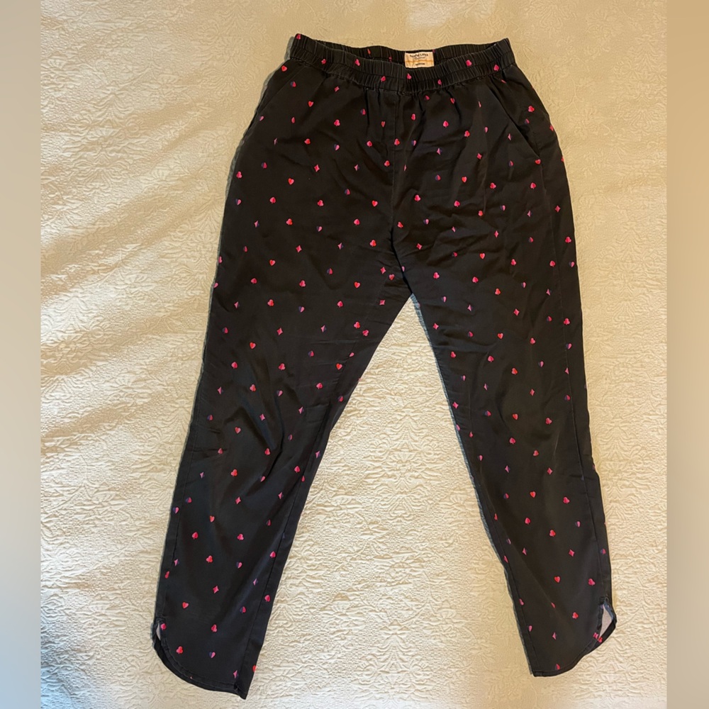 Marine Layer Allison Pant, Medium, Black with Pink, Red  and White Hearts